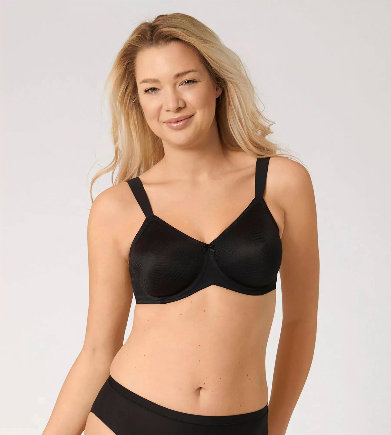 Essential Minimizer fra Triumph hos Magasin 7613112852493