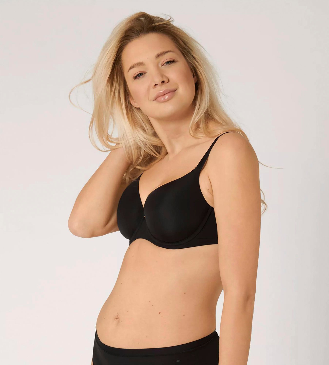 Body Makeup Essentials fra Triumph hos Magasin 7613139351351