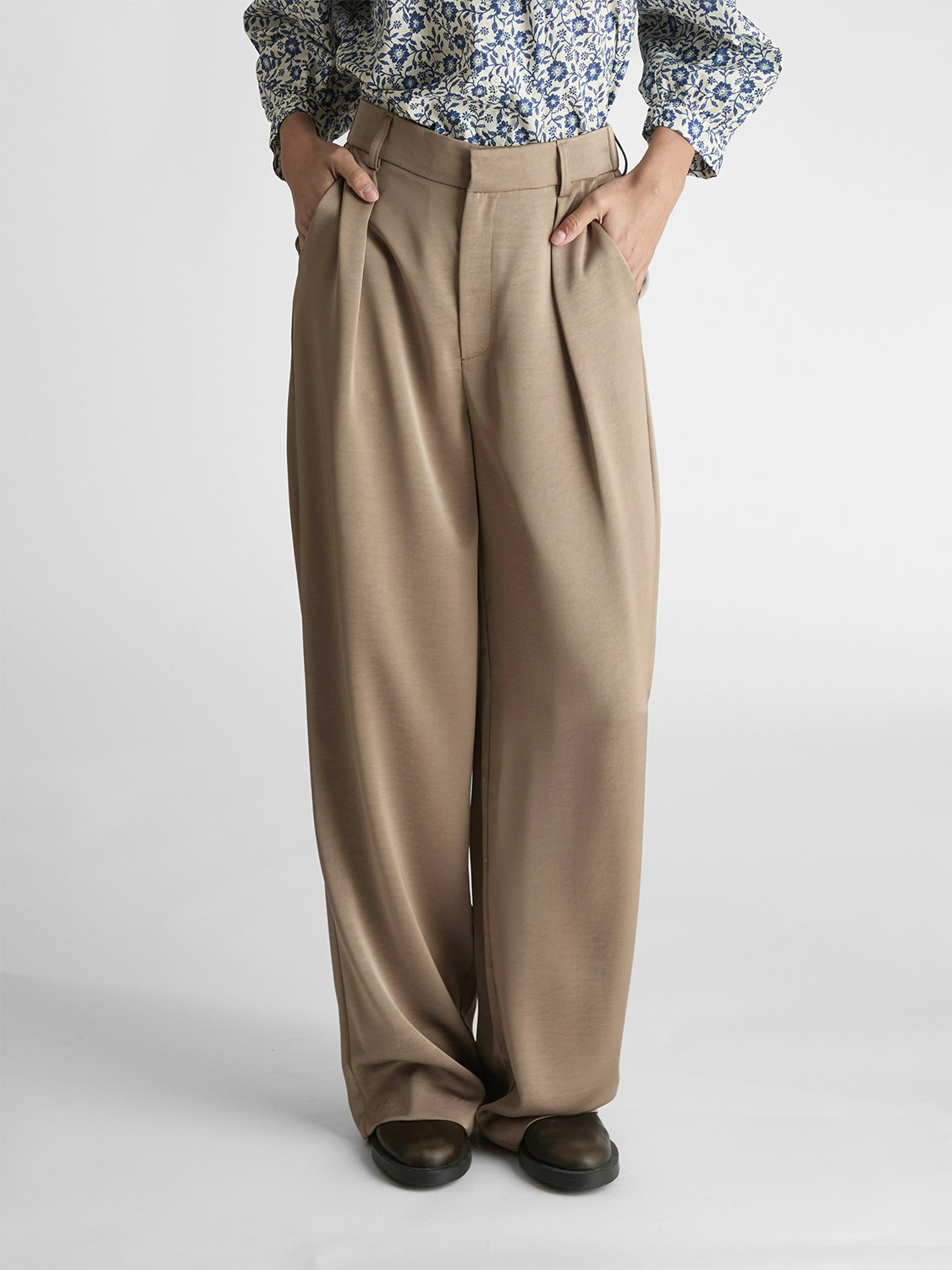 Alessandra Heavy Sateen Pants fra Neo Noir hos Magasin 5715641134131