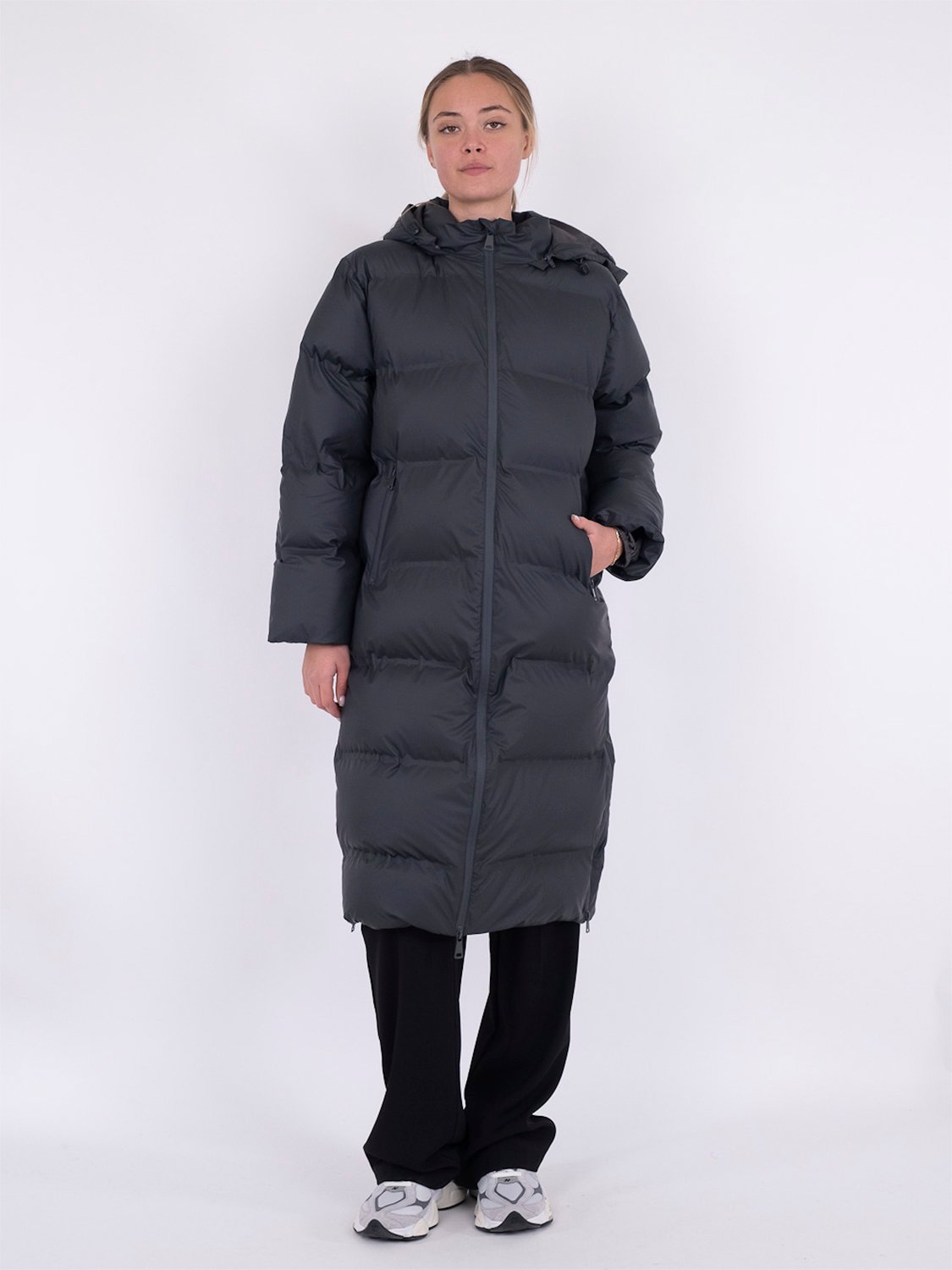 Viviana Water Repellent Puffer Jacket fra Neo Noir hos Magasin 5711554895367