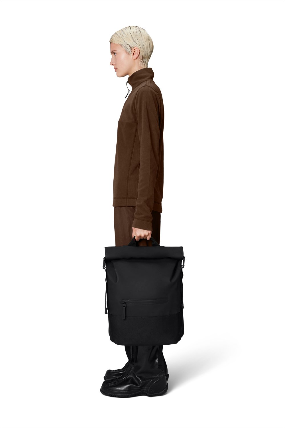 Trail Rolltop Rygsæk fra Rains – Perfekt til Pendling