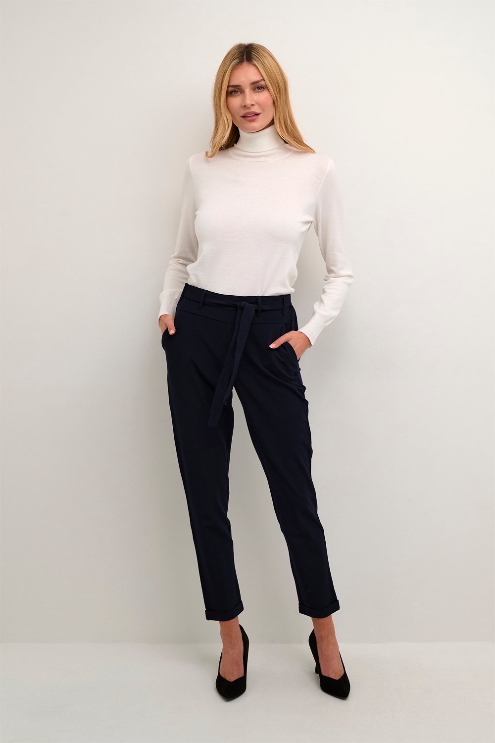 Astrid Roll Neck fra Kaffe hos Magasin 5712430630300