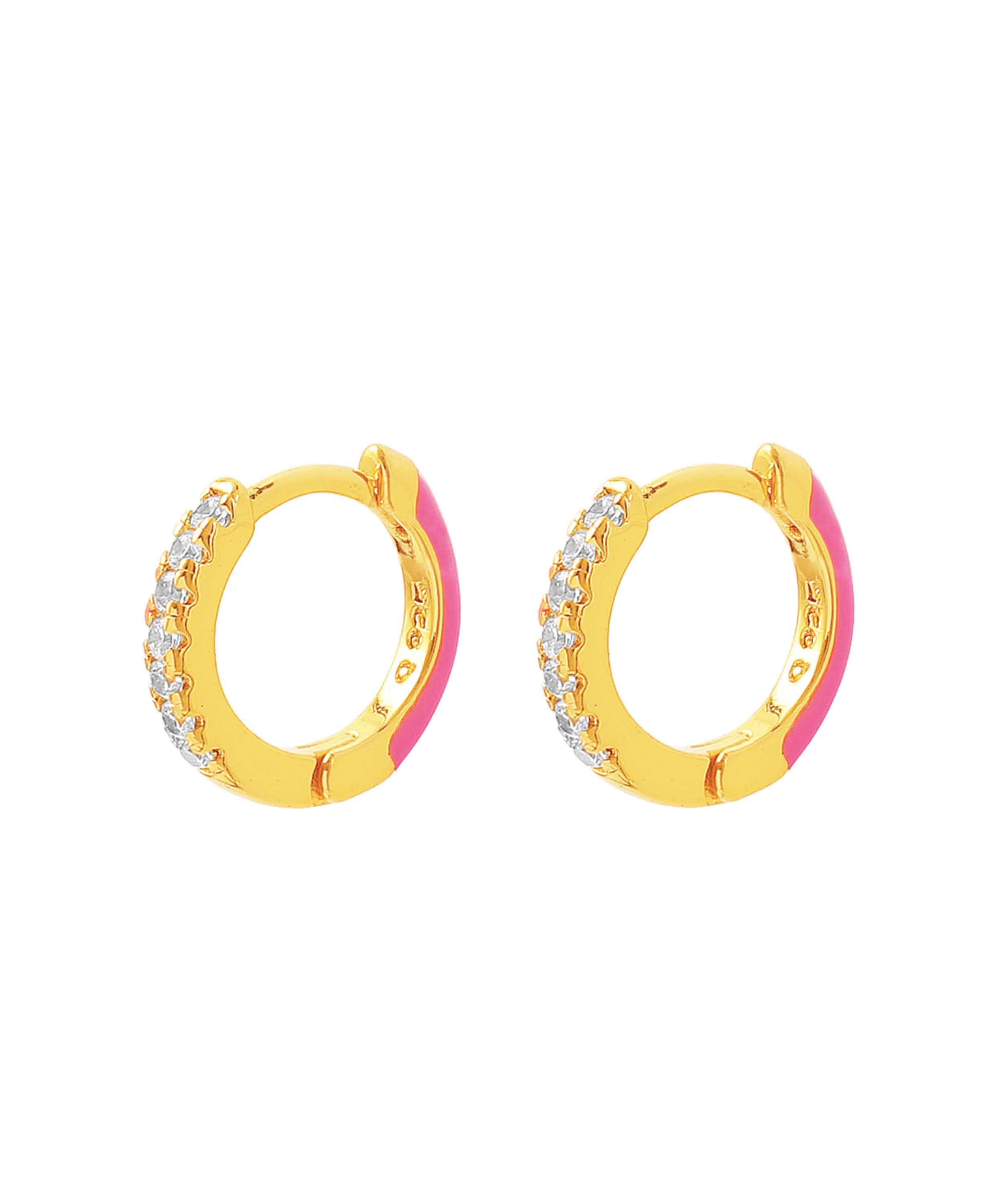 Esta Pink Enamel øreringe fra Hultquist hos Magasin 5713395165999
