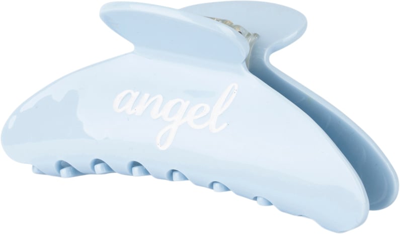 Ida Text Big Hårklemme i Baby Blue fra Sui Ava