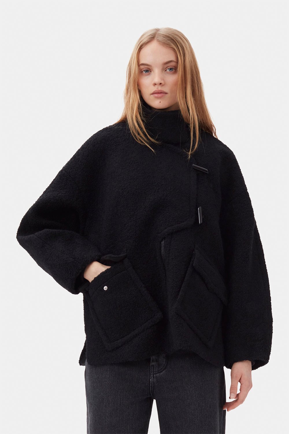 Oversize Bouclé Pufjakke fra Ganni - Magasin Udsalg
