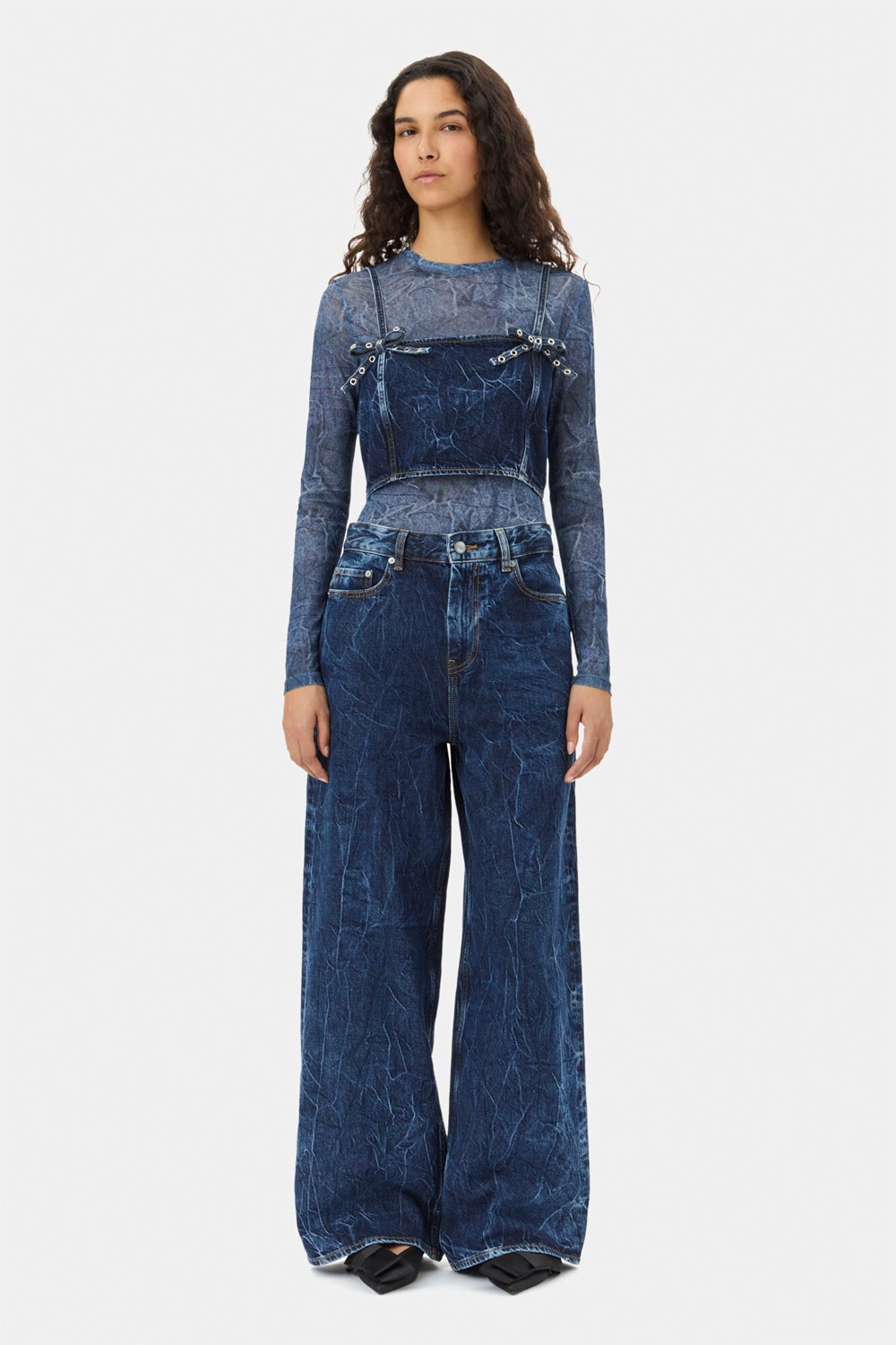 Crinkled Future Denim Marri fra Ganni hos Magasin 5714667715447