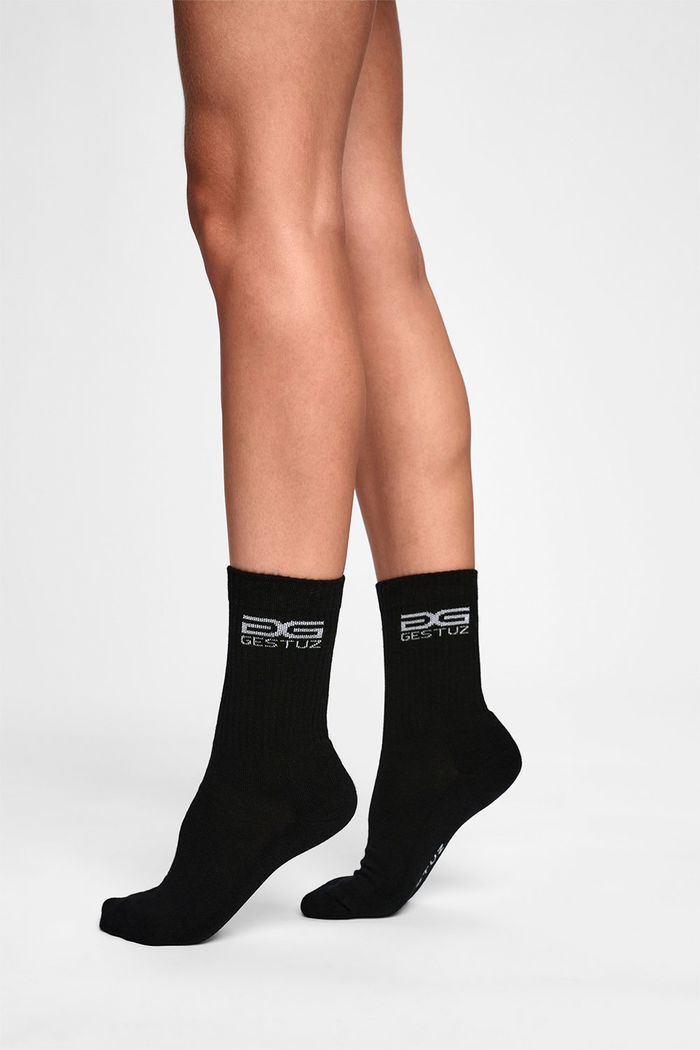 New Logo Socks fra Gestuz hos Magasin 5715375178357