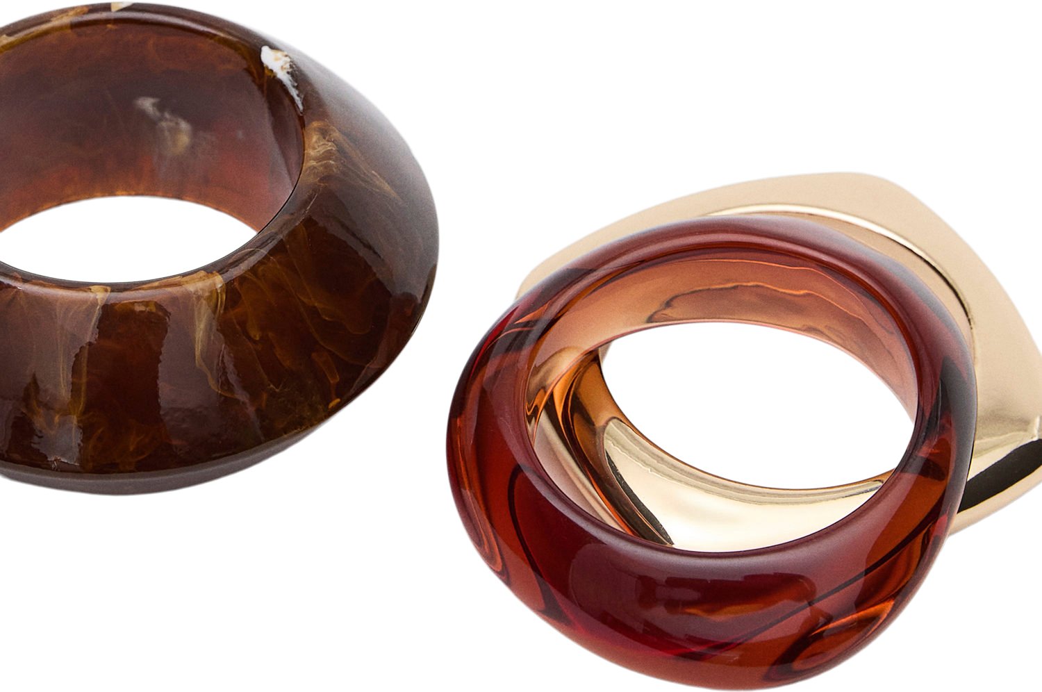 Bracelet.  Celet fra Mango hos Magasin 8447274457710
