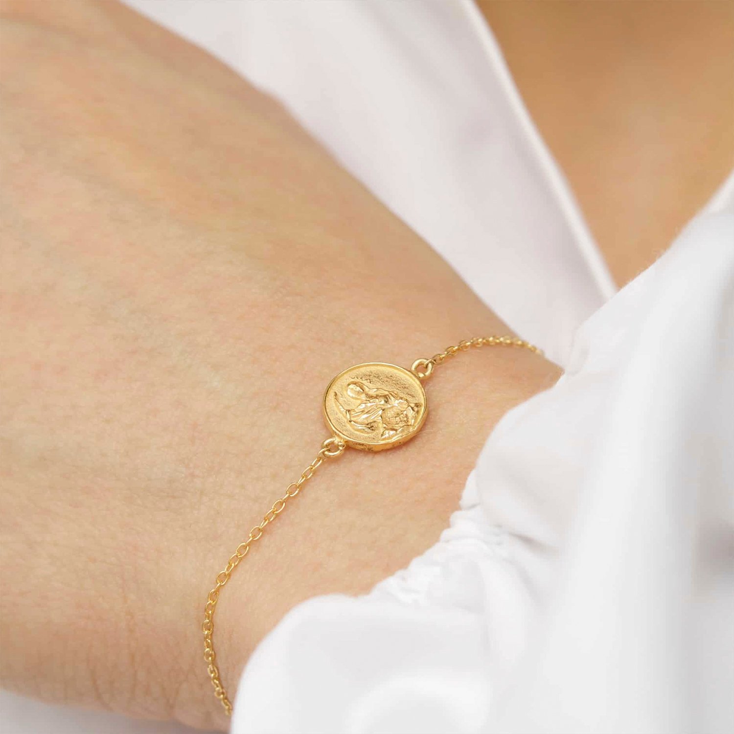 Abundantia Medallion Bracelet Vermeil ( Sterling Silver Gold Plated fra With Love Darling hos Magasin 704078277271