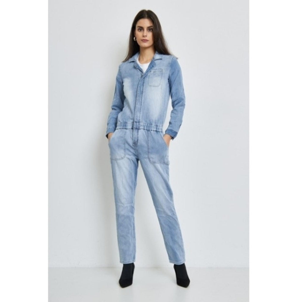 Dame Jumpsuit i Denim Blå - Udsalg hos Klædeskabet.dk