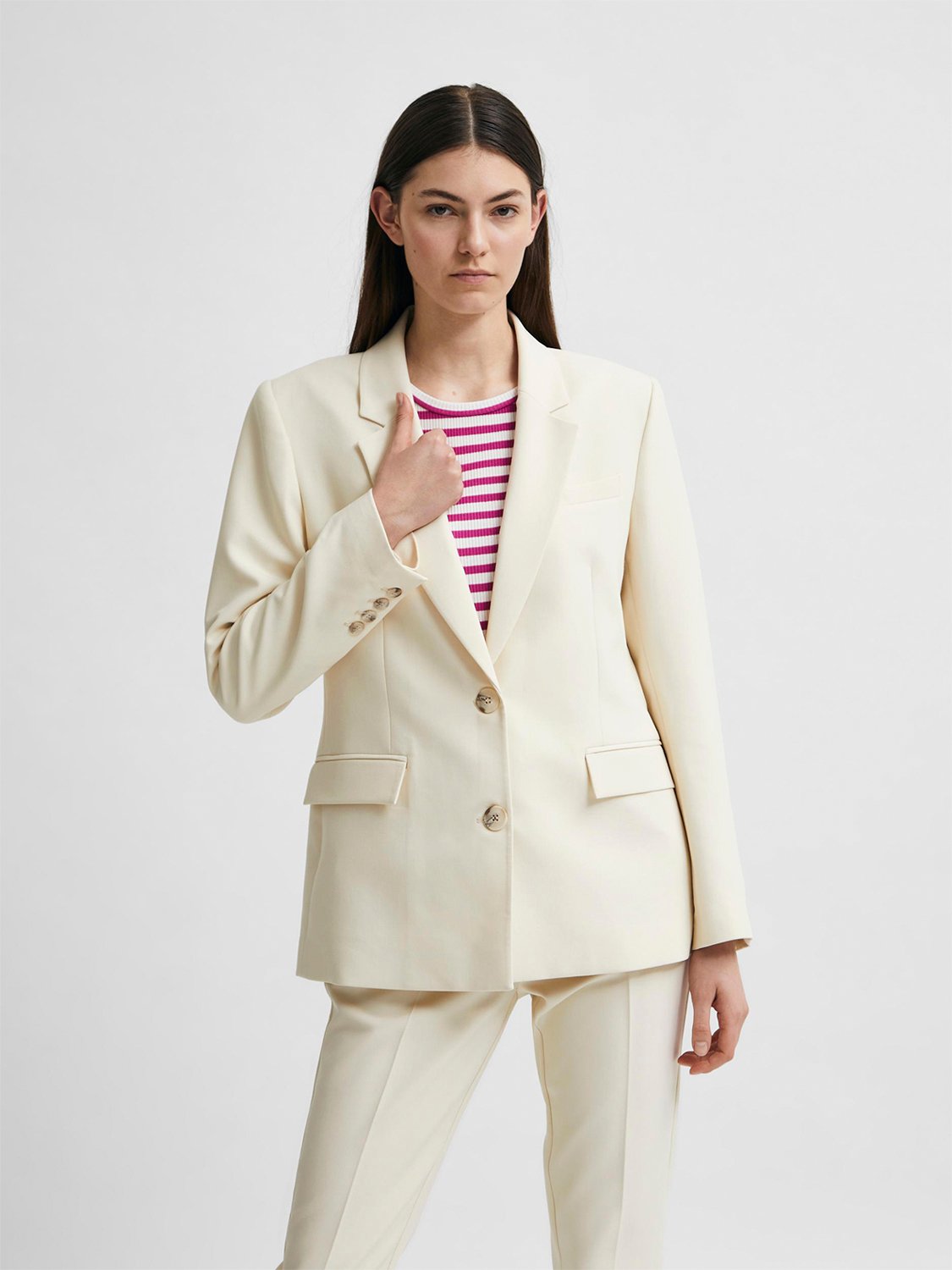 Slfrita Classic Blazer Birch fra Selected Femme hos Magasin 5715098068379