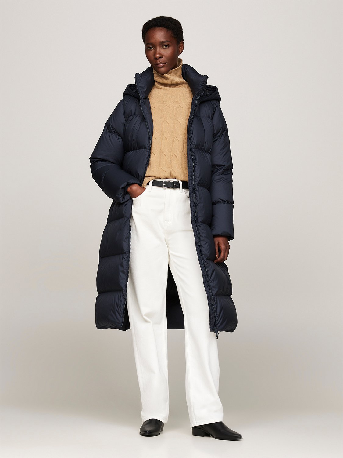 Dunjakke Down Casual Maxi i Desert Sky fra Tommy Hilfiger