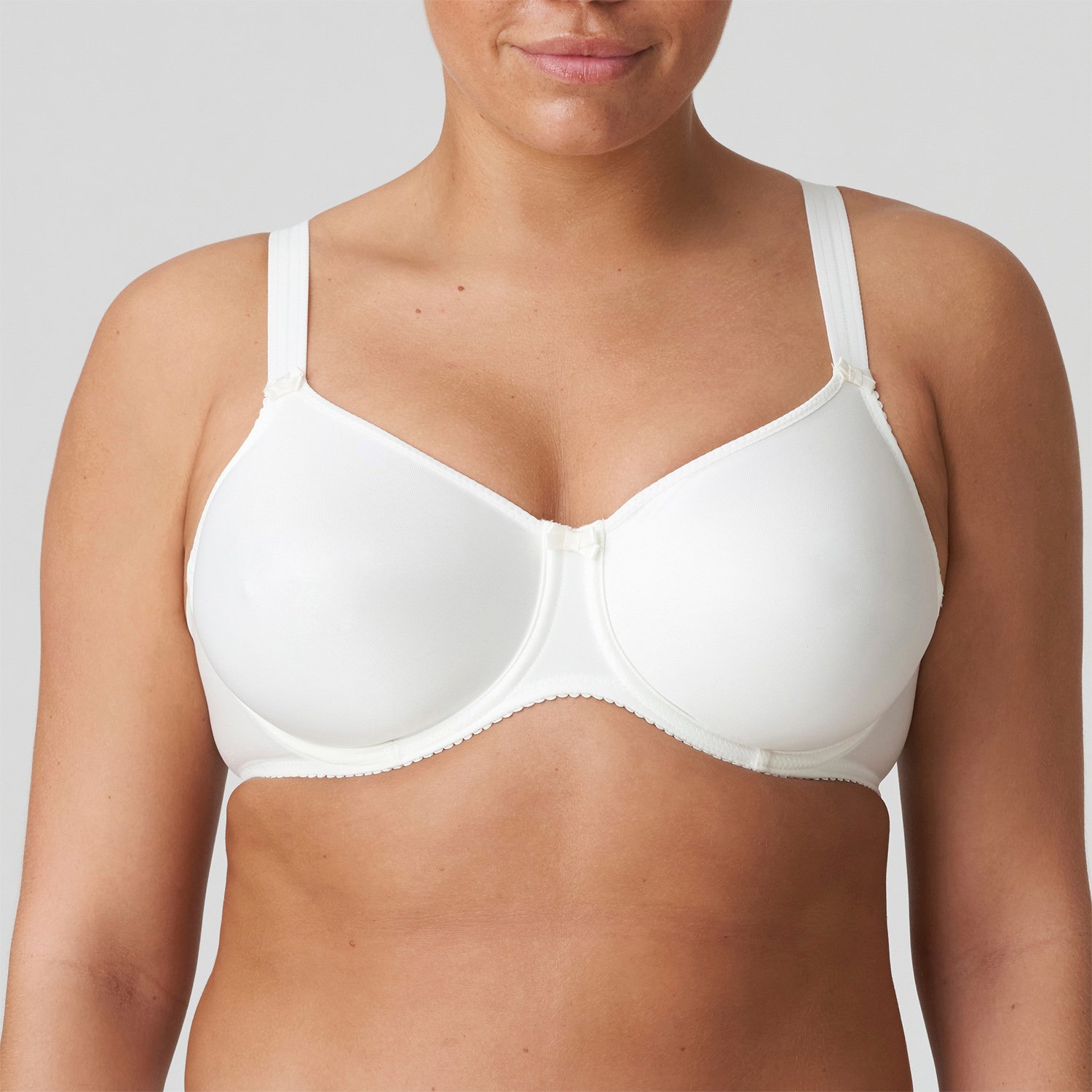 Satin Uvatteret Uden Syninger fra Primadonna hos Magasin 5410760422892