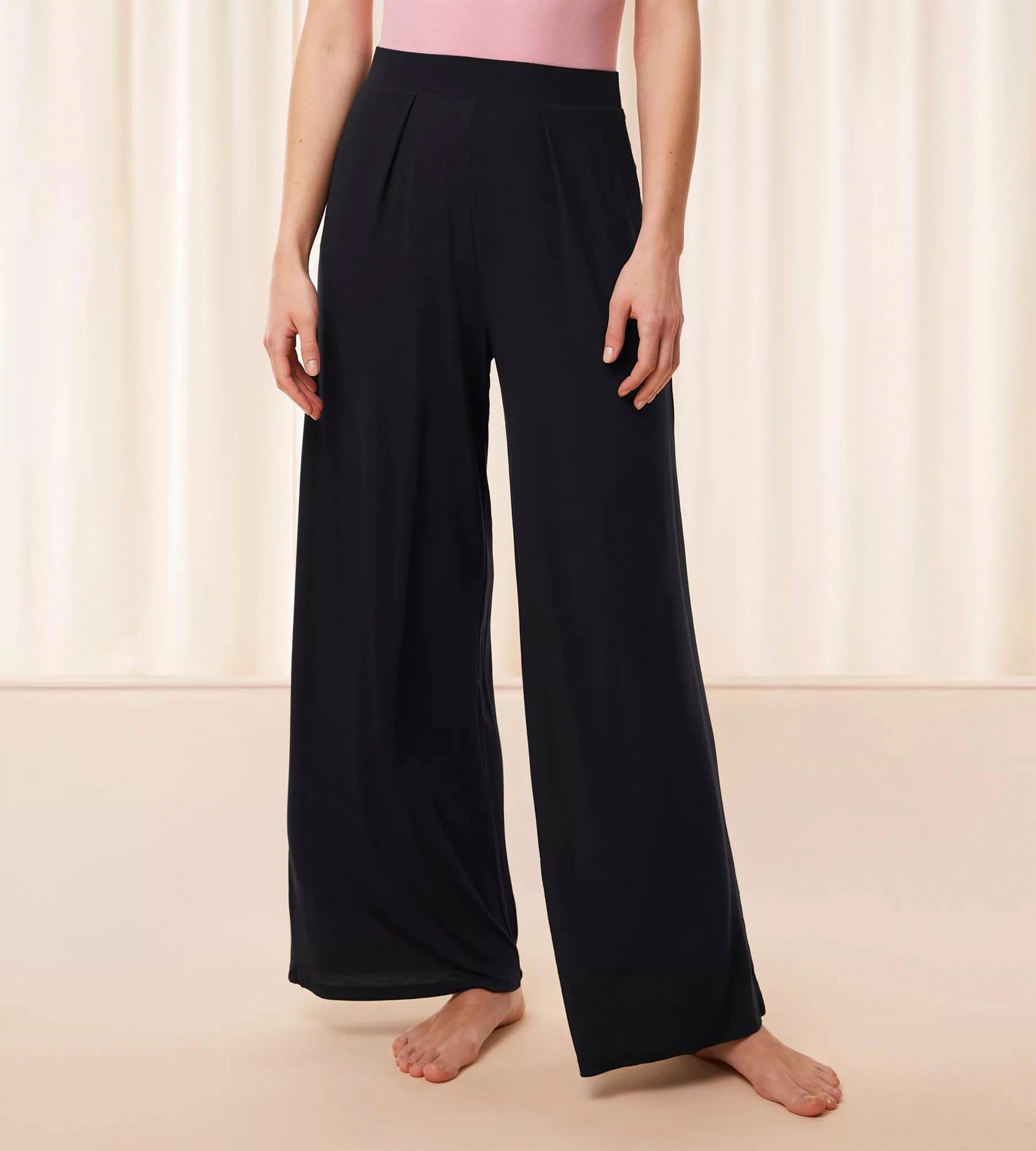 Aura Spotlight Trousers fra Triumph hos Magasin 7613109605620