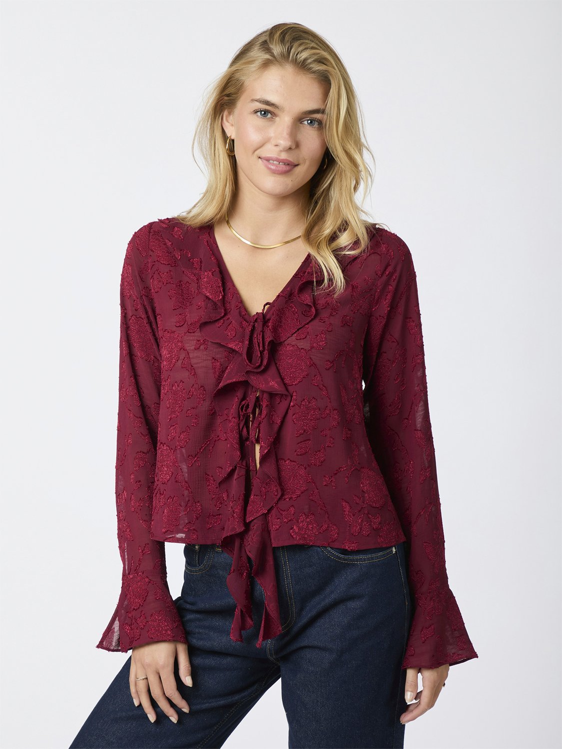 Anika Burnout Blouse fra Neo Noir hos Magasin 5715641144635