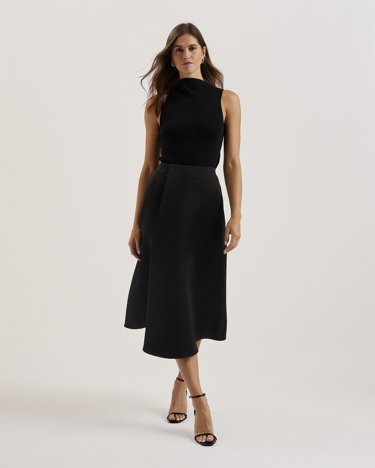 Erva Asymmetric Satin Wrap Midi Ski fra Ted Baker hos Magasin 5059856774097