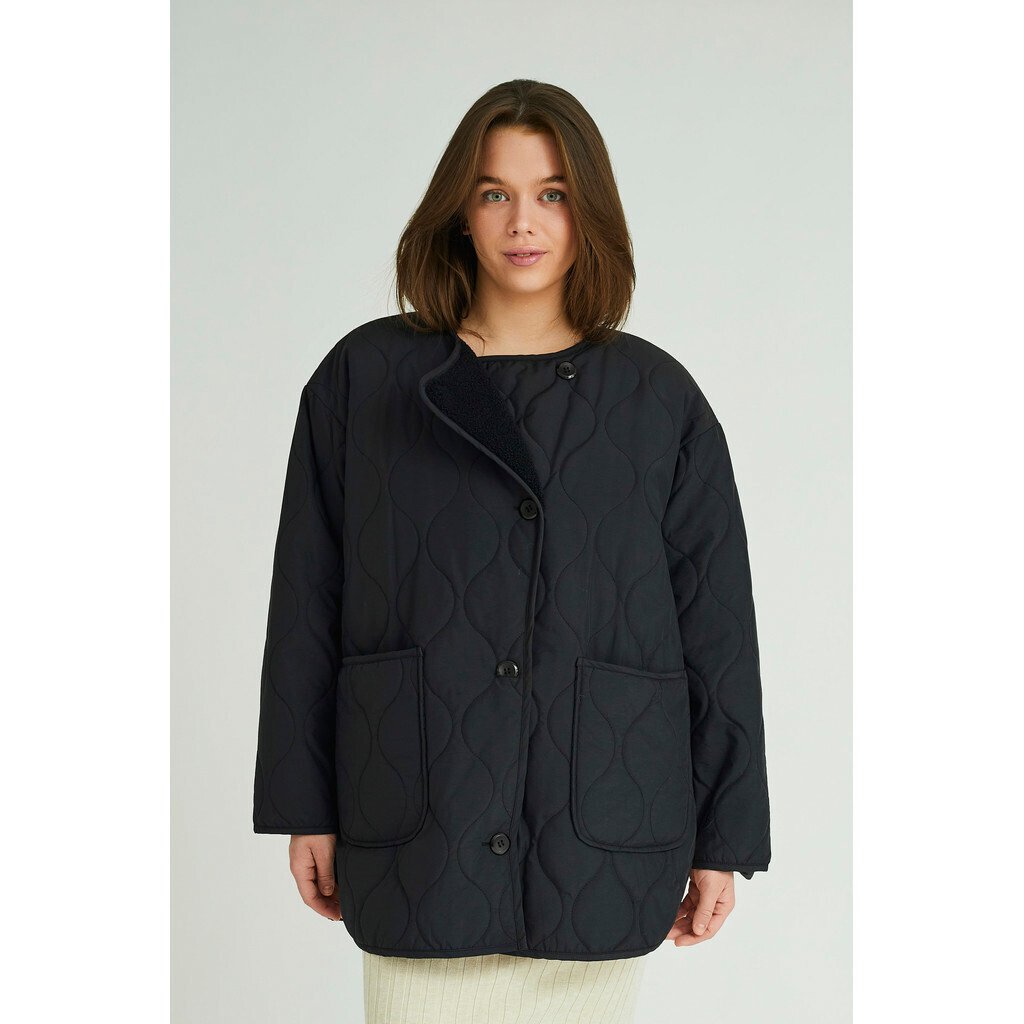 Asta Jacket fra A-view hos Magasin 5714711312547