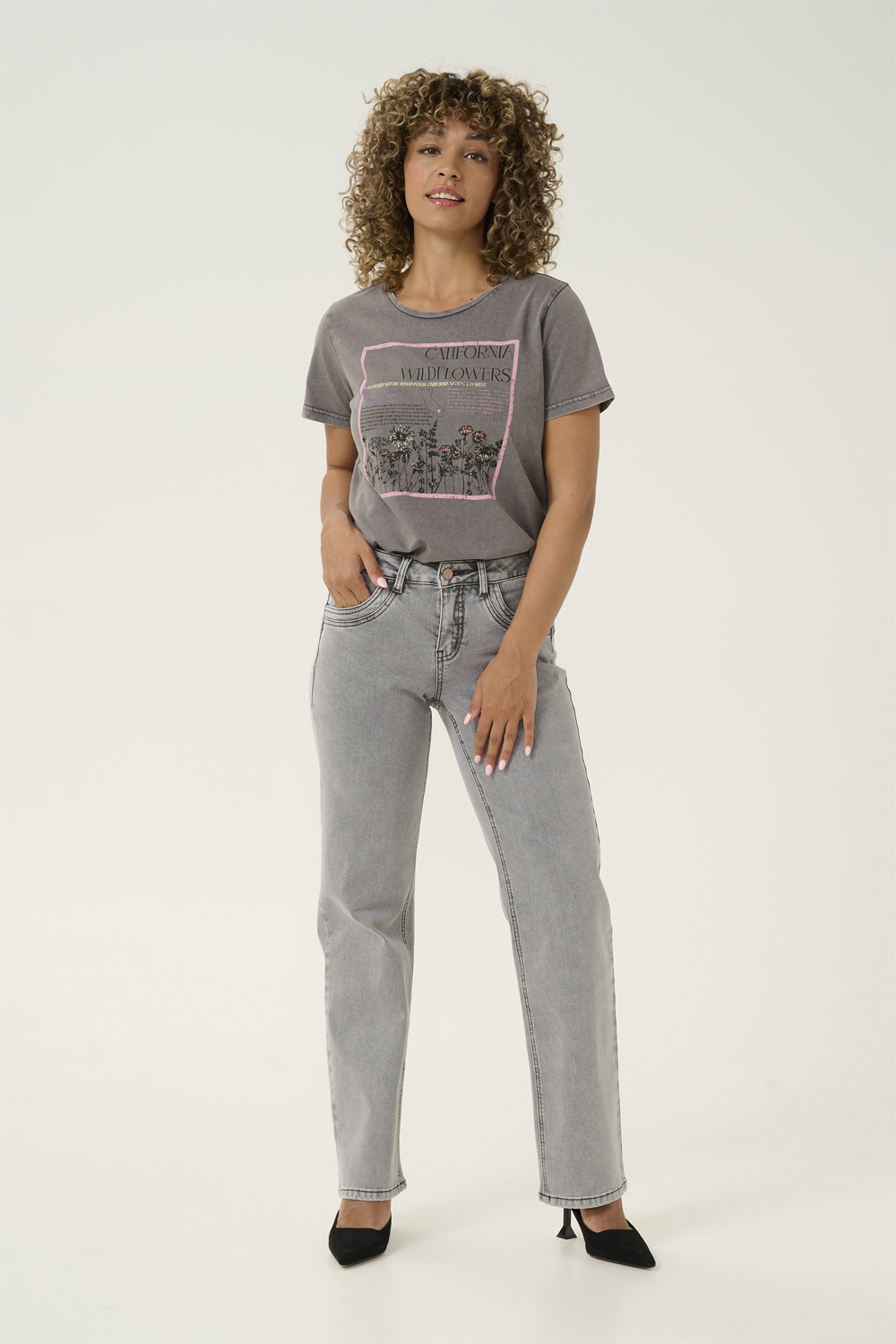 Crlone Straight Leg Jeans Coco fra Cream hos Magasin 5715576171706