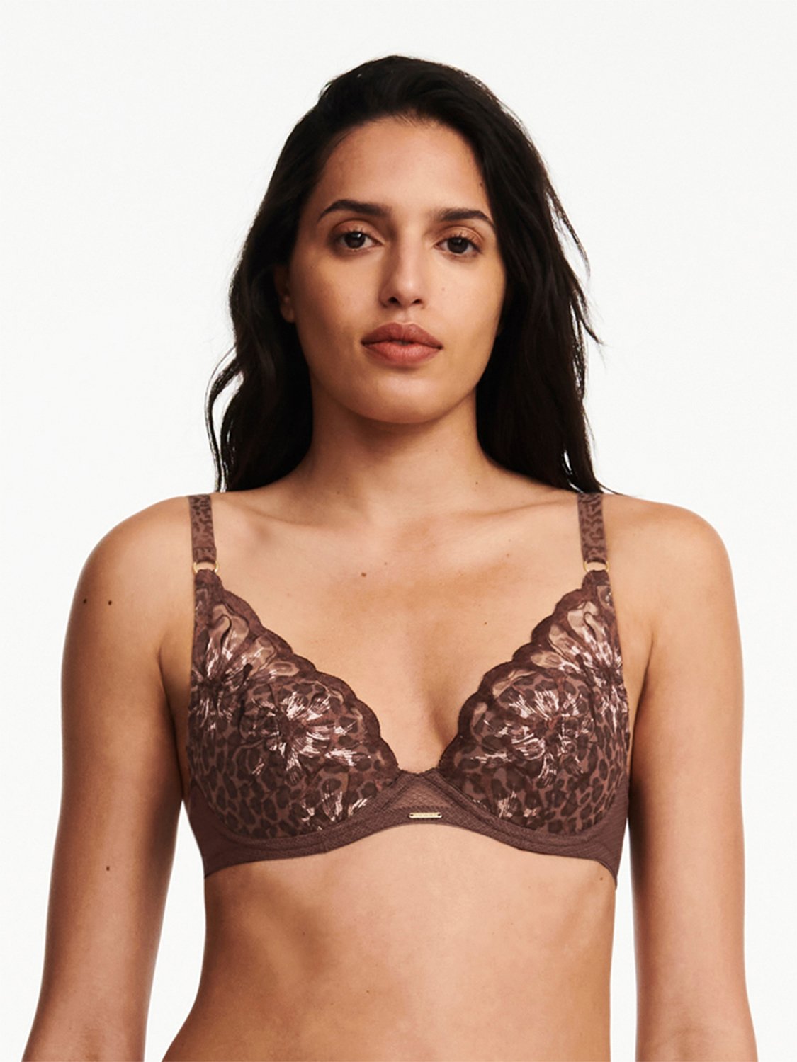 Fleurs Plunge Tshirt Bra fra Chantelle hos Magasin 3340443790807