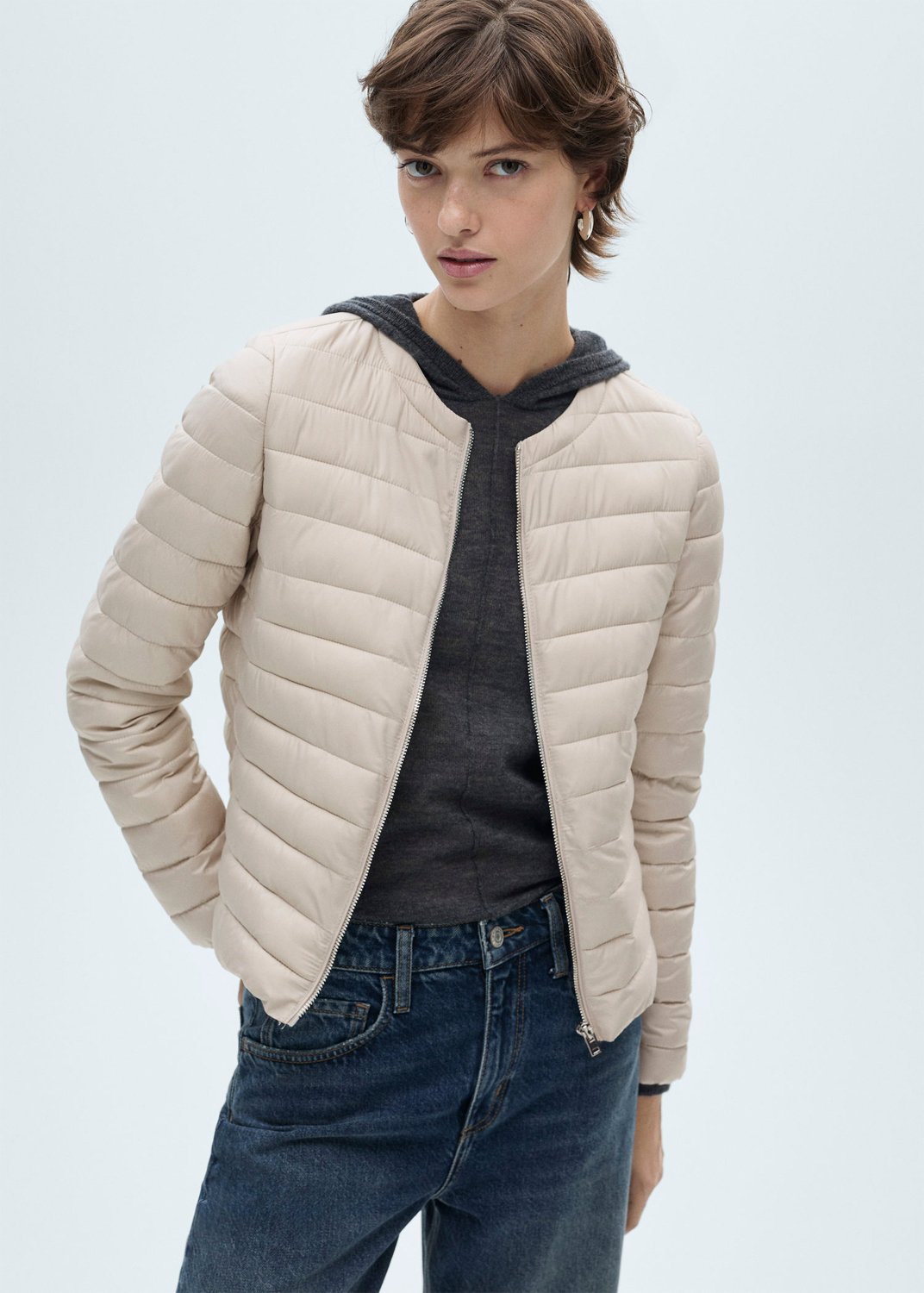 Anorak.  Blandi fra Mango hos Magasin 8447274179698