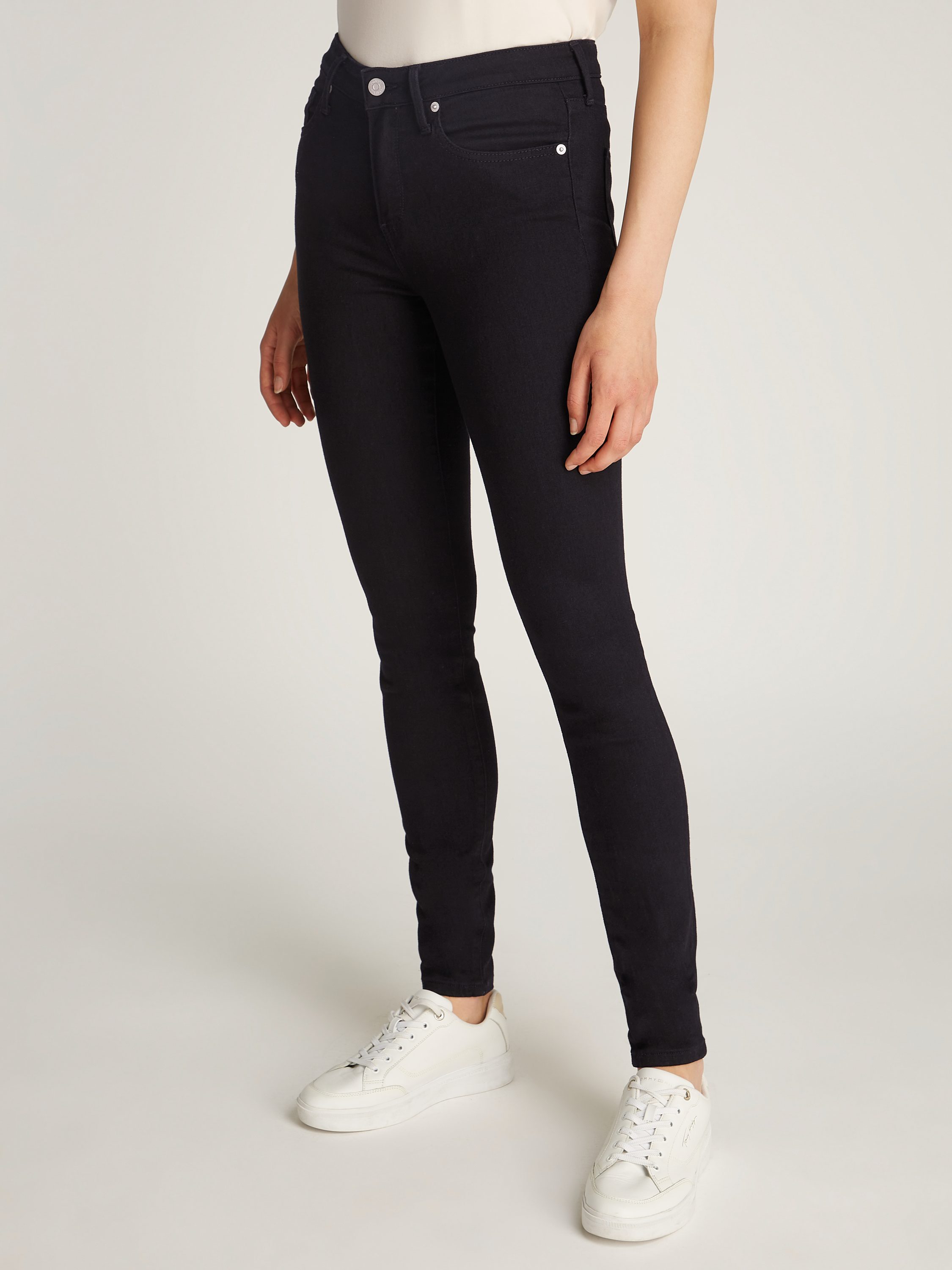 Como Skinny Black fra Tommy Hilfiger hos Magasin 8720638410140