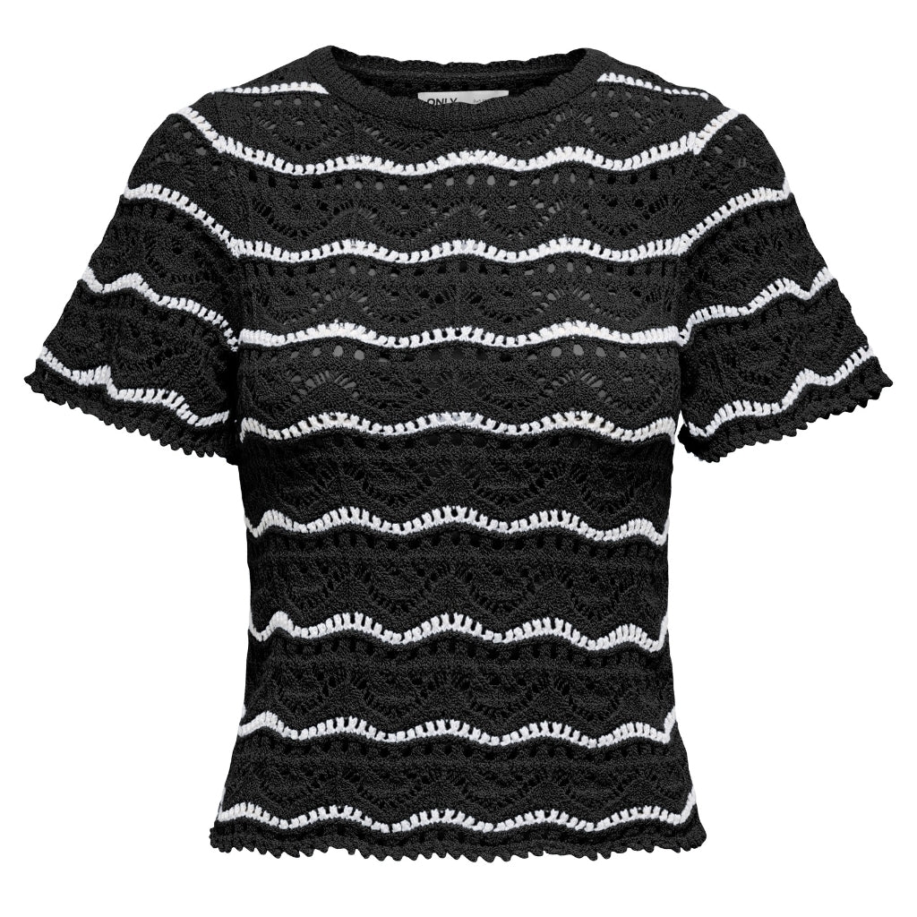 Dame Bluse Onlannasofia  Black Stripes Cloud Dancer fra Only hos Klædeskabet.dk 5715718963176